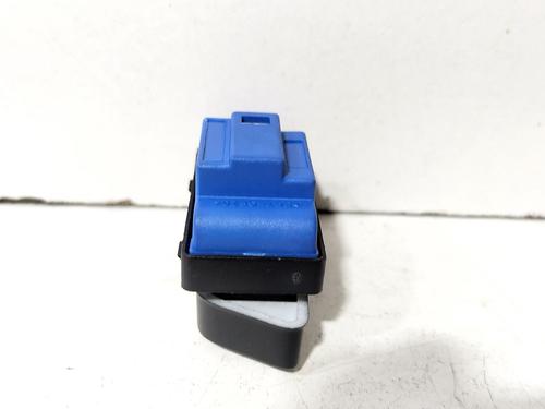 Switch VW GOLF V (1K1) 2.0 TDI | BP38235180I30 - Image 6