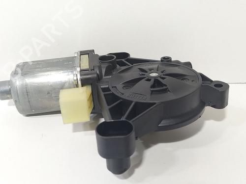 Used Left front window motor Left front window motor SEAT LEON ST (5F8) 1.0 TSI (115 hp) 34439191 34439191