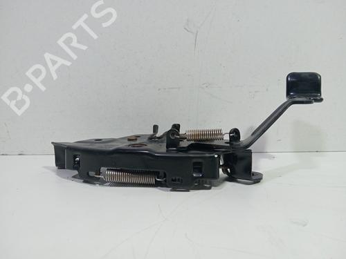 Used Hood lock NISSAN TERRANO II (R20) 2.7 TDi 4WD (125 hp) 23452348