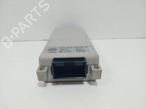 Elektronisk modul VW TRANSPORTER T5 Bus (7HB, 7HJ, 7EB, 7EJ) 2.5 TDI | BP29356737M83 