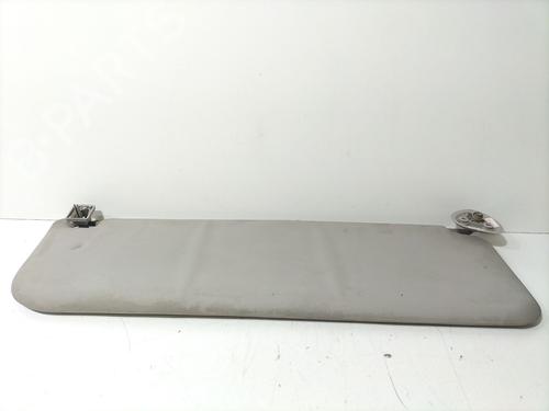 Used Right sun visor Right sun visor 37019456 37019456
