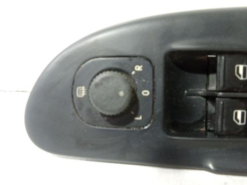 Left front window switch VW PASSAT B6 (3C2) 2.0 TDI | BP40150043I27 - Image 2
