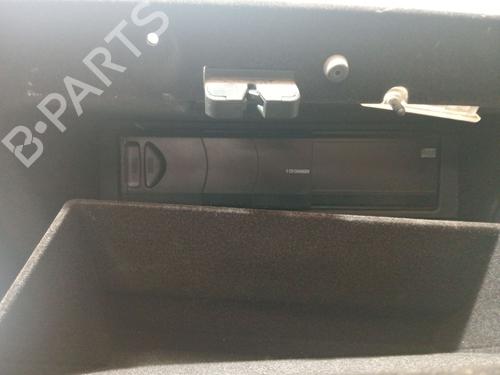 Glove box LAND ROVER RANGE ROVER III (L322) 4.4 4x4 | BP29250163C95 