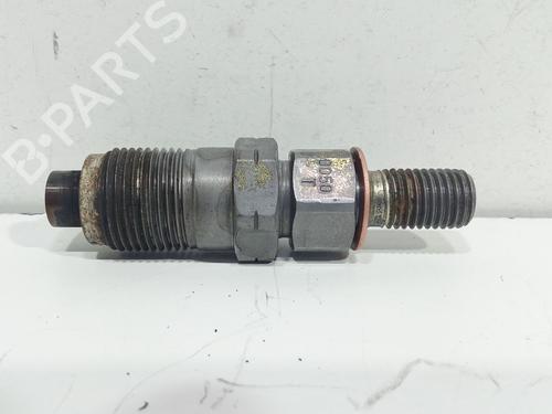 Inyector NISSAN TERRANO II (R20) 2.7 TD 4WD (101 hp) 31717027