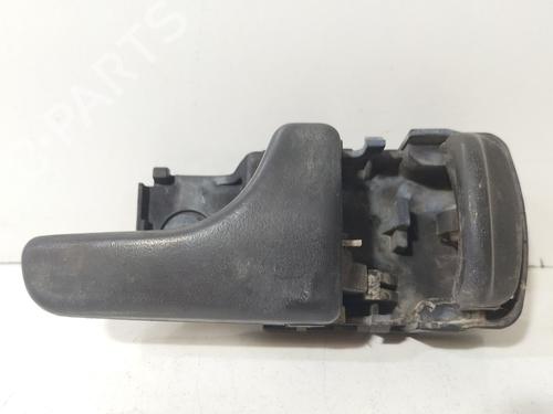 Used Front right interior door handle Front right interior door handle NISSAN TERRANO II (R20) 2.7 TDi 4WD (125 hp) 35806952 35806952