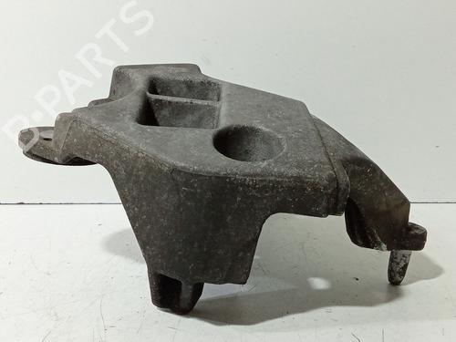 Used Engine mount Engine mount RENAULT CLIO II (BB_, CB_) 1.5 dCi (B/CB07) (65 hp) 39746076 39746076
