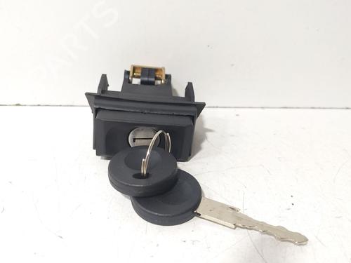 Used Tailgate lock Tailgate lock VW GOLF II (19E, 1G1) 1.8 Syncro (84 hp) 40100019 40100019