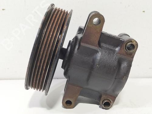 Used Steering pump FORD FOCUS I (DAW, DBW) 1.8 Turbo DI / TDDi (90 hp) 31831748