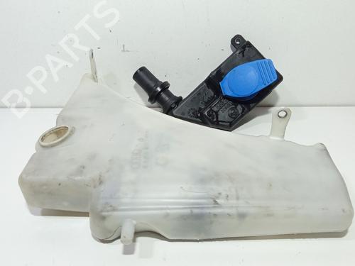 Used Windscreen washer tank AUDI A5 (8T3) 2.0 TDI (170 hp) 30368587