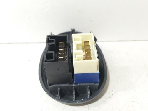 Left front window switch IVECO DAILY VI Van 35S21, 35C21, 40C21, 50C21 | BP40100014I27 - Image 5