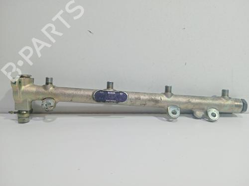Used Injection rail Injection rail MERCEDES-BENZ E-CLASS (W210) E 200 D (210.003) (88 hp) 40099820 40099820