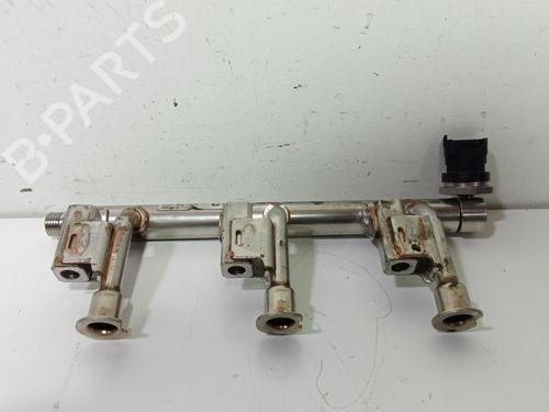 Used Injection rail FIAT 500 C (312_) [2009-2025]  30105904