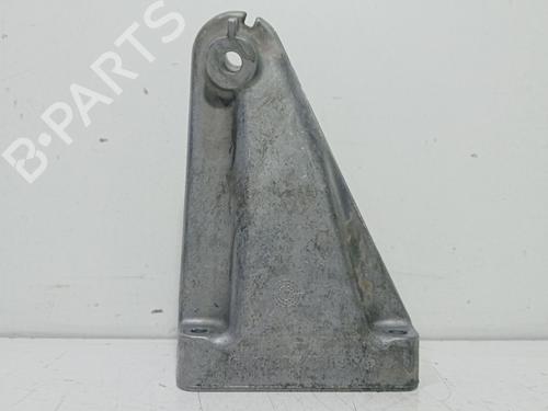 Used Engine mount MERCEDES-BENZ E-CLASS (W211) E 220 CDI (211.006) (150 hp) 30111362