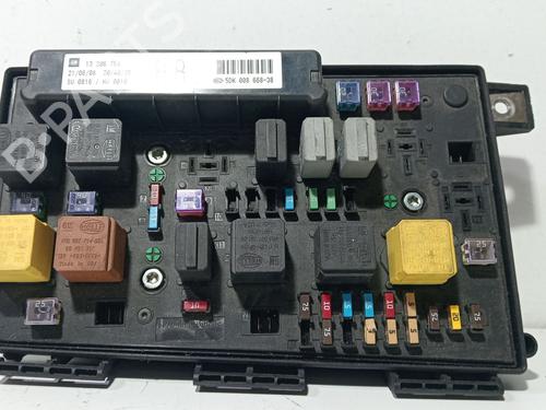 Used Fuse box OPEL ASTRA H (A04) 1.6 (L48) (105 hp) 31718777