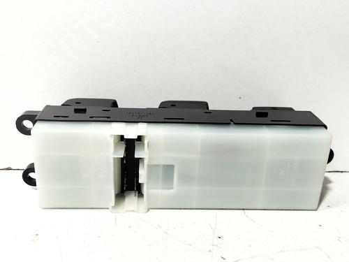 Left front window switch NISSAN NAVARA NP300 (D40) 3.0 dCi 4WD | BP40100001I27 - Image 6
