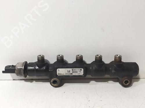 Used Injection rail Injection rail 38458312 38458312