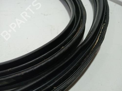 Rubber door seal FORD FIESTA VI (CB1, CCN) 1.6 Ti | BP22750201C142 