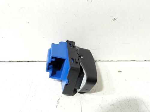 Switch VW GOLF V (1K1) 2.0 TDI | BP38235180I30 - Image 2