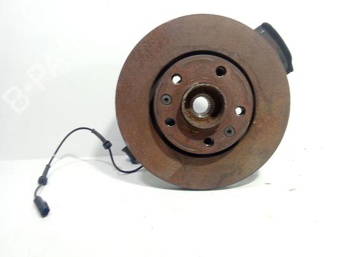Used Left front steering knuckle RENAULT LAGUNA III Grandtour (KT0/1) [2007-2015]  25994675