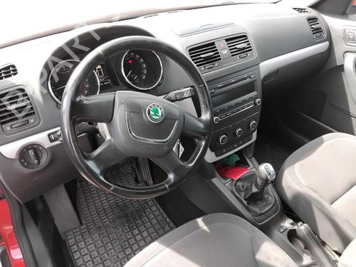 Left mirror SKODA YETI (5L) 2.0 TDI 4x4 | BP28157586C26 