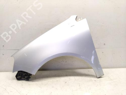 Used Left front fenders Left front fenders 37160728 37160728