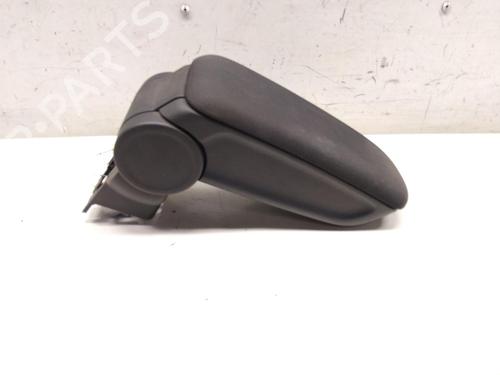 Used Armrest / Center console AUDI A1 (8X1, 8XK) 1.6 TDI (105 hp) 31602761