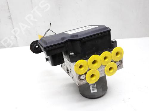 Used ABS pump VW TIGUAN (5N_) 2.0 TDI 4motion (177 hp) 20554330