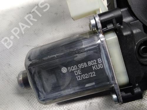 Right front window motor SKODA KAROQ (NU7, ND7) 1.5 TSI | BP20516249E20 