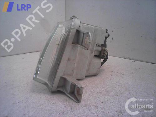 Used Right headlight MITSUBISHI SANTAMO (UG) 2.0 16V (139 hp) 20569399