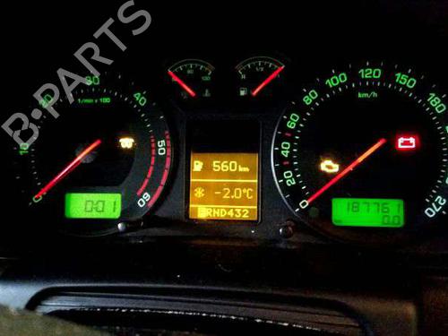 Instrument cluster SKODA SUPERB I (3U4) 2.5 TDI | BP20556533C47 