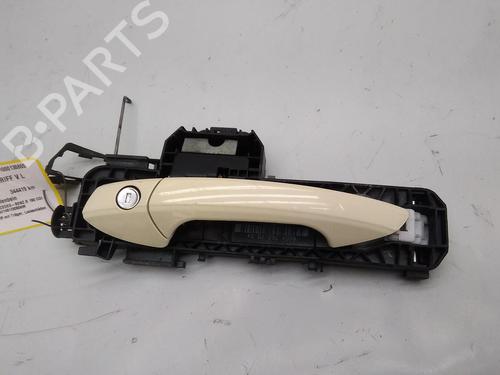 Used Front left exterior door handle MERCEDES-BENZ B-CLASS Sports Tourer (W246, W242) B 180 CDI / d (246.212) (109 hp) 20516340