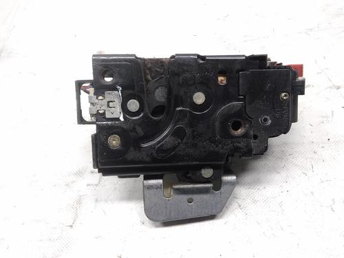 Zamek drzwi przednich prawych AUDI A2 (8Z0) 1.4 TDI | BP20516652C97 