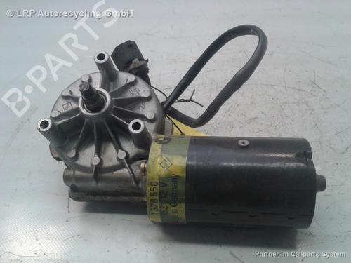 Used Front wiper motor VW GOLF III (1H1) 1.4 (60 hp) 26205015