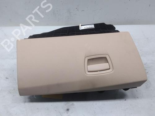 Used Glove box BMW 5 Touring (F11) 525 d xDrive (218 hp) 20593946