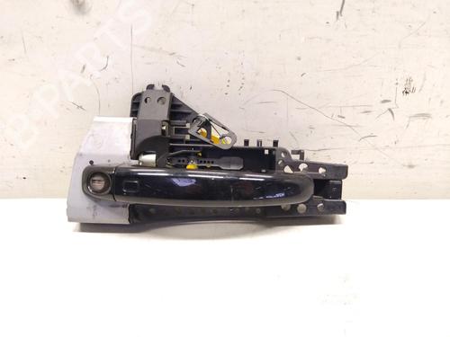 Venstre foran utvendig håndtak AUDI A1 (8X1, 8XK) 1.6 TDI (105 hp) 31364795