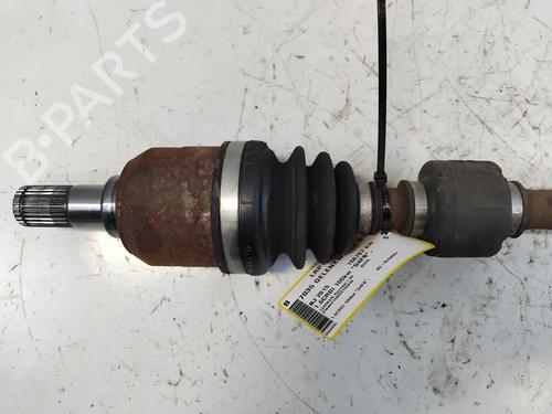 Left front driveshaft HYUNDAI i30 Estate (GD) 1.6 CRDi | BP31981852M38 