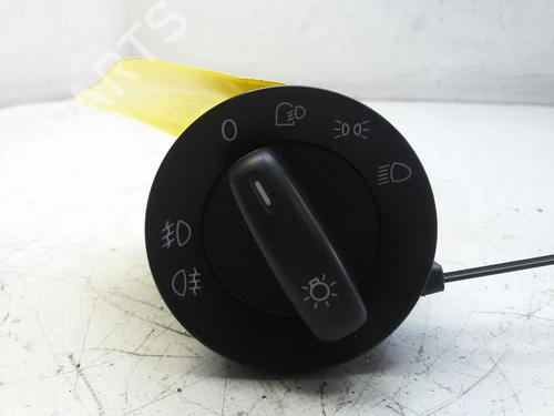 Used Headlight switch Headlight switch 20560753 20560753