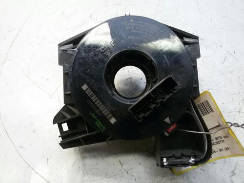 Używane Taśma airbag FORD FIESTA V (JH_, JD_) 1.4 16V (80 hp) 20557485