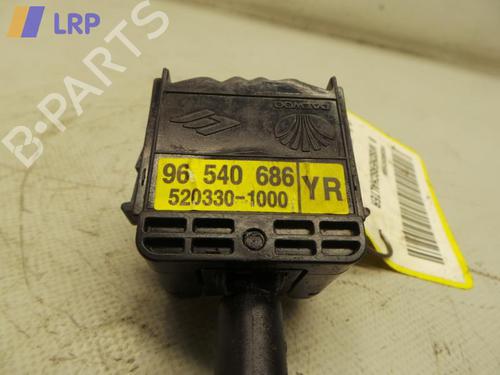 Used Steering column stalk CHEVROLET AVEO / KALOS Hatchback (T200) 1.4 16V (94 hp) 20587697