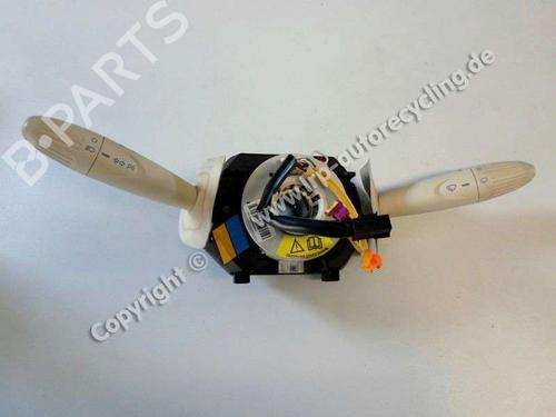 Used Steering column stalk FIAT 500 C (312_) 1.2 (312CXA1A, 312AXA1A) (69 hp) 20556933