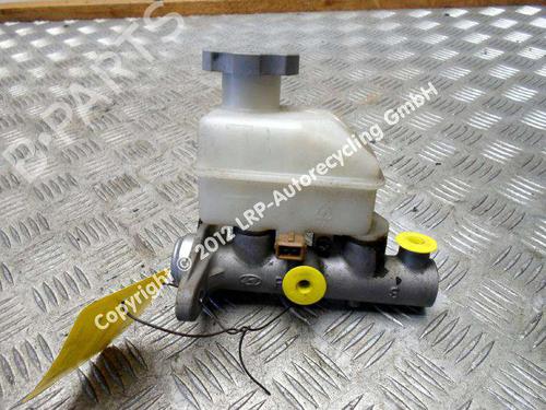 Used Brake master cylinder HYUNDAI ELANTRA III Saloon (XD) 1.6 (107 hp) 20550264