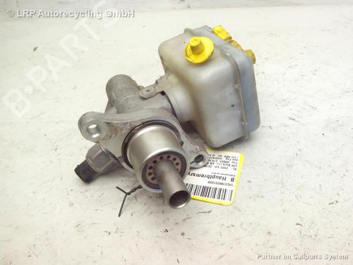 Used Brake master cylinder VW BORA Variant (1J6) 1.9 TDI (130 hp) 20550347