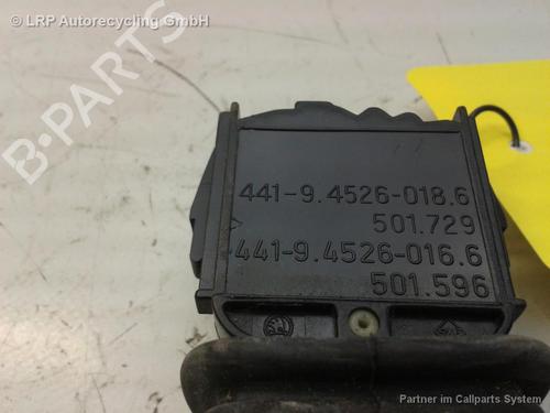 Used Steering column stalk SKODA FELICIA I (6U1) 1.6 (75 hp) 20587487