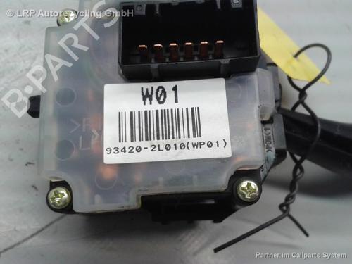 Used Steering column stalk Steering column stalk HYUNDAI i30 (FD) 1.4 (109 hp) 20587947 20587947