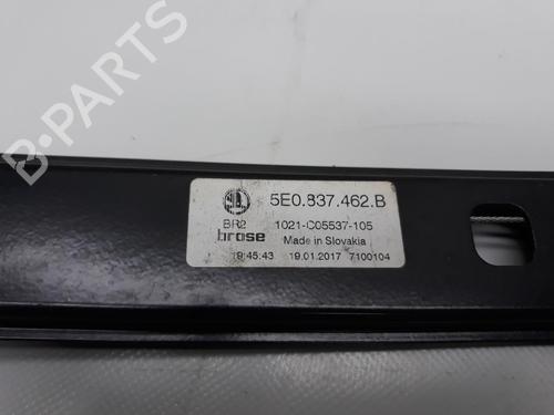 Rudehejsemekanisme Højre foran SKODA OCTAVIA III Combi (5E5, 5E6) 1.4 TSI (150 hp) 20545519