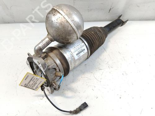 Used Right rear shock absorber VW PHAETON (3D1, 3D2, 3D3, 3D4, 3D6, 3D7, 3D8, 3D9) 3.0 V6 TDI 4motion (245 hp) 30913529