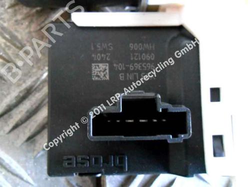 Used Right rear window motor RENAULT MEGANE III Hatchback (BZ0/1_, B3_) 1.6 16V (BZ1B, BZ1H) (110 hp) 20562359