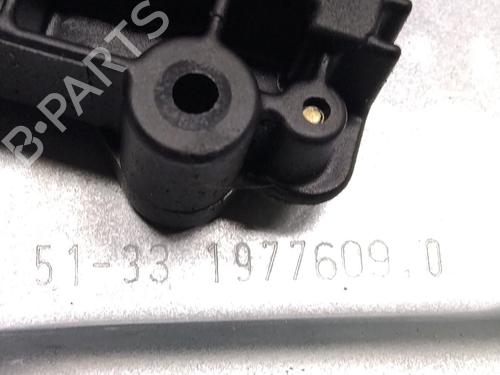 Front left window mechanism BMW 3 Compact (E36) 316 i | BP37817599C22 - Image 8
