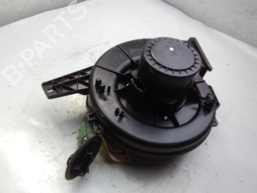 Used Heater blower motor VW POLO V (6R1, 6C1) 1.2 (60 hp) 20522080