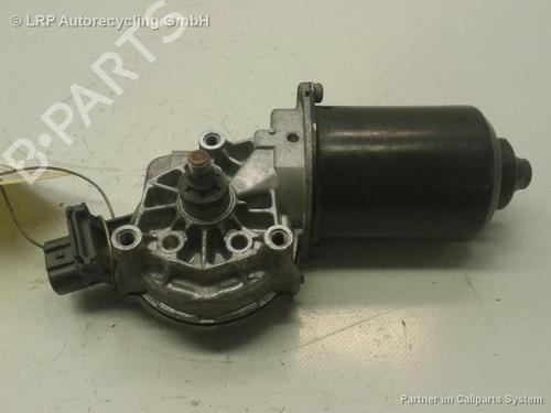 Used Front wiper motor TOYOTA YARIS (_P1_) 1.0 (SCP10_, SCP10R) (68 hp) 20585803